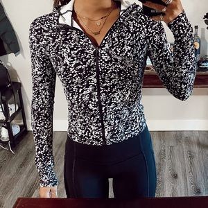 ✨Rare✨ Black Pattern Lululemon Jacket